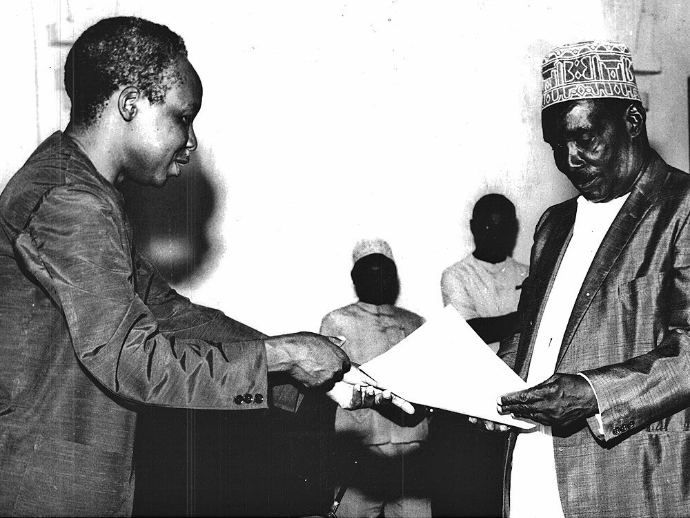 Mwalimu Nyerere na Hayati Karume