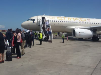 Etihad Airways suspends flights
